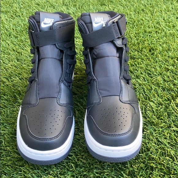 Air Jordan 1 Nova XX - Picture 2 of 5